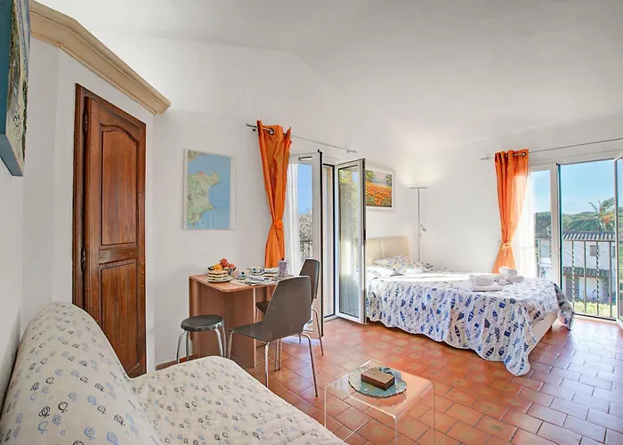 Les Jardins Du Pinet - Happy Apartmán