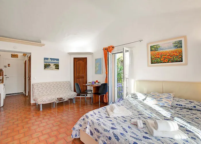 Les Jardins Du Pinet - Happy Apartmán *