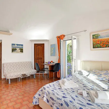 Les Jardins Du Pinet - Happy Apartmán *