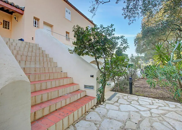 Les Jardins Du Pinet - Happy *